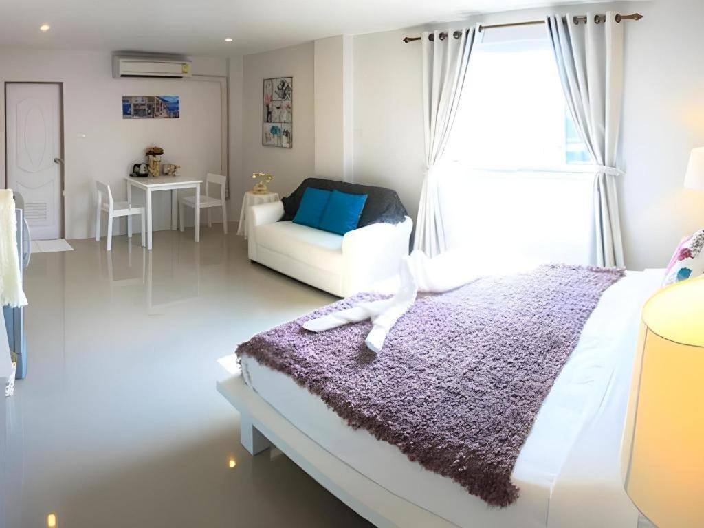 Chic Hotel Suratthani Surat Thani Exterior foto