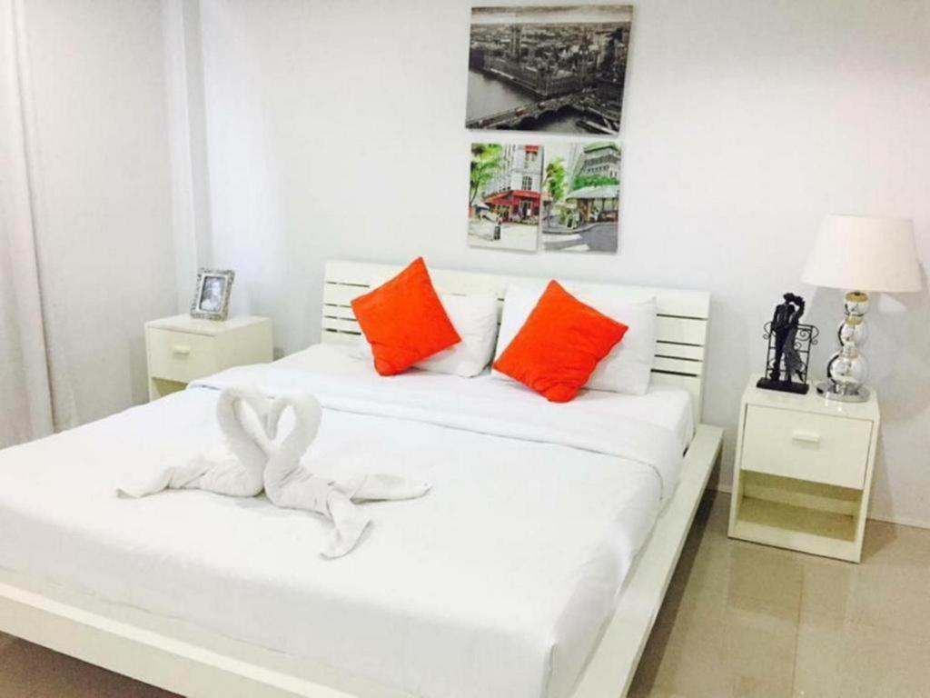 Chic Hotel Suratthani Surat Thani Exterior foto