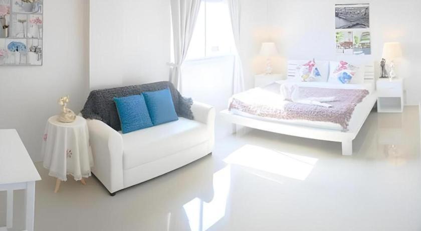 Chic Hotel Suratthani Surat Thani Exterior foto