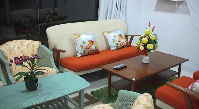 Chic Hotel Suratthani Surat Thani Exterior foto