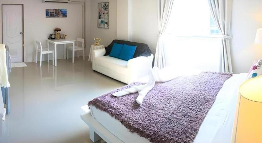 Chic Hotel Suratthani Surat Thani Exterior foto